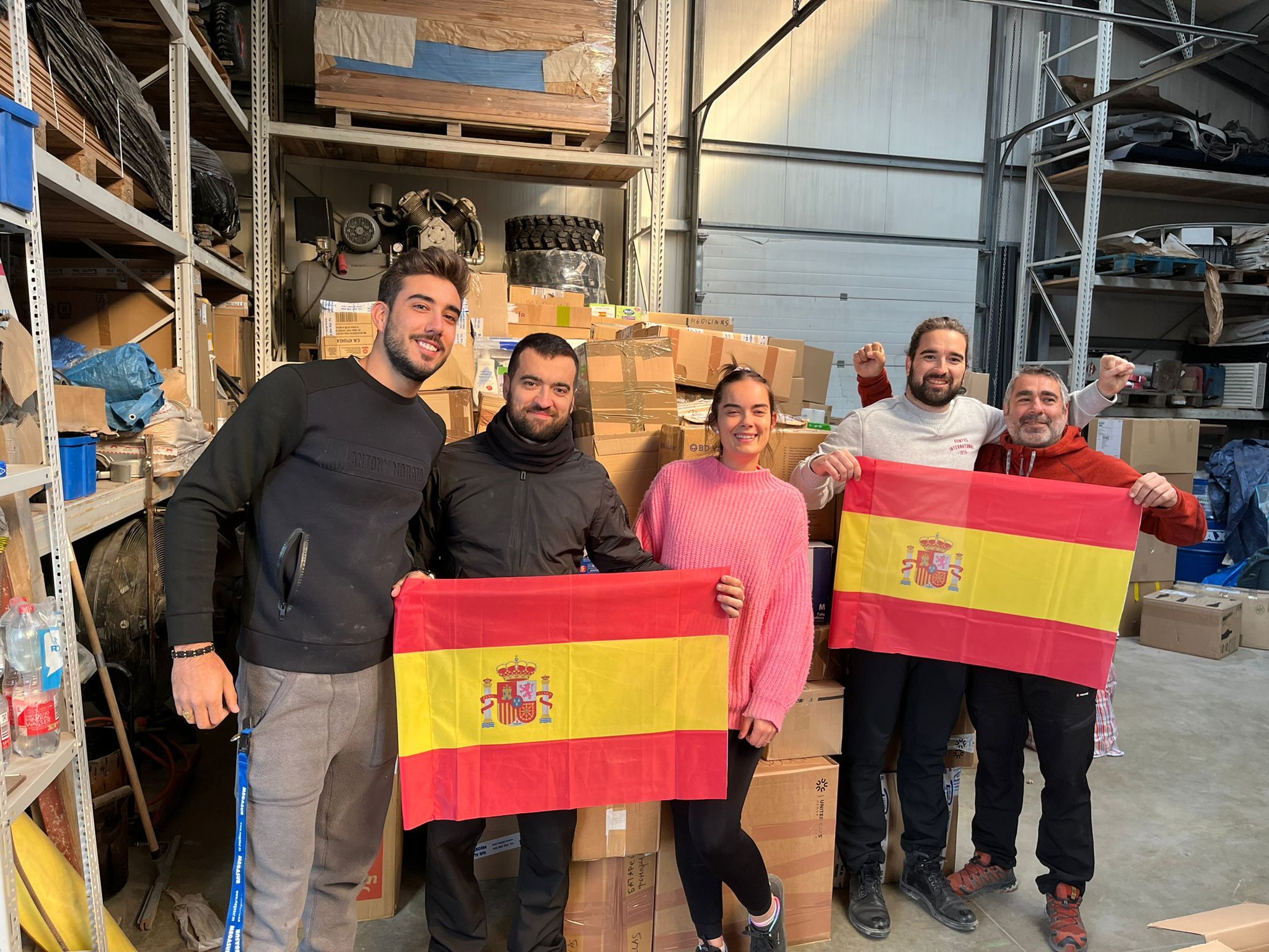 Más de 20.000KG de alimentos y medicamentos rumbo a Ucrania