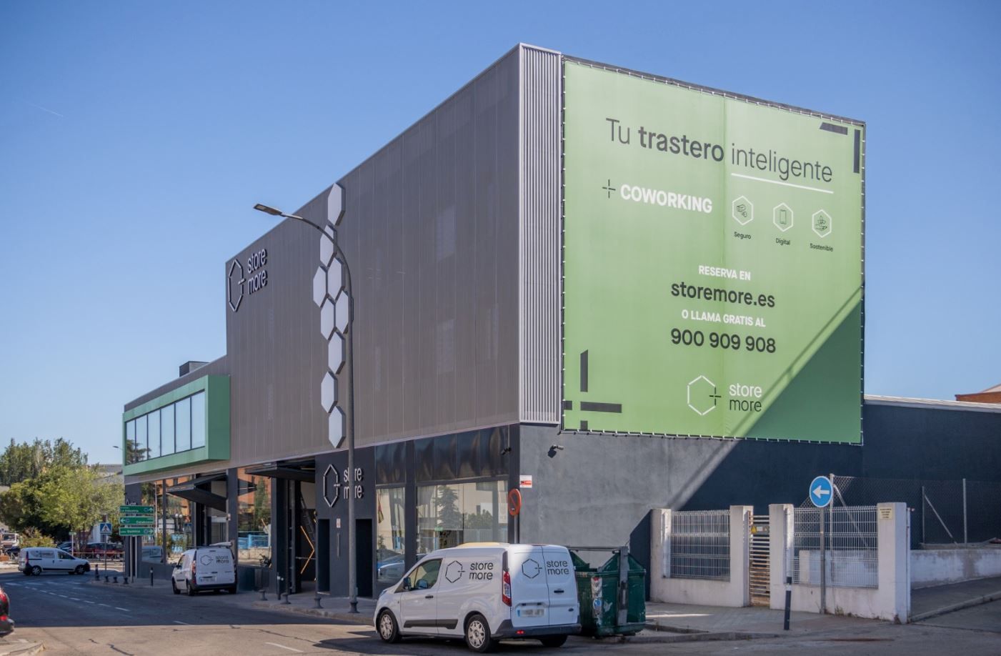 Llega a España storemore, la empresa de alquiler de trasteros inteligentes y sostenibles y espacios cowork enfocado al ecommerce